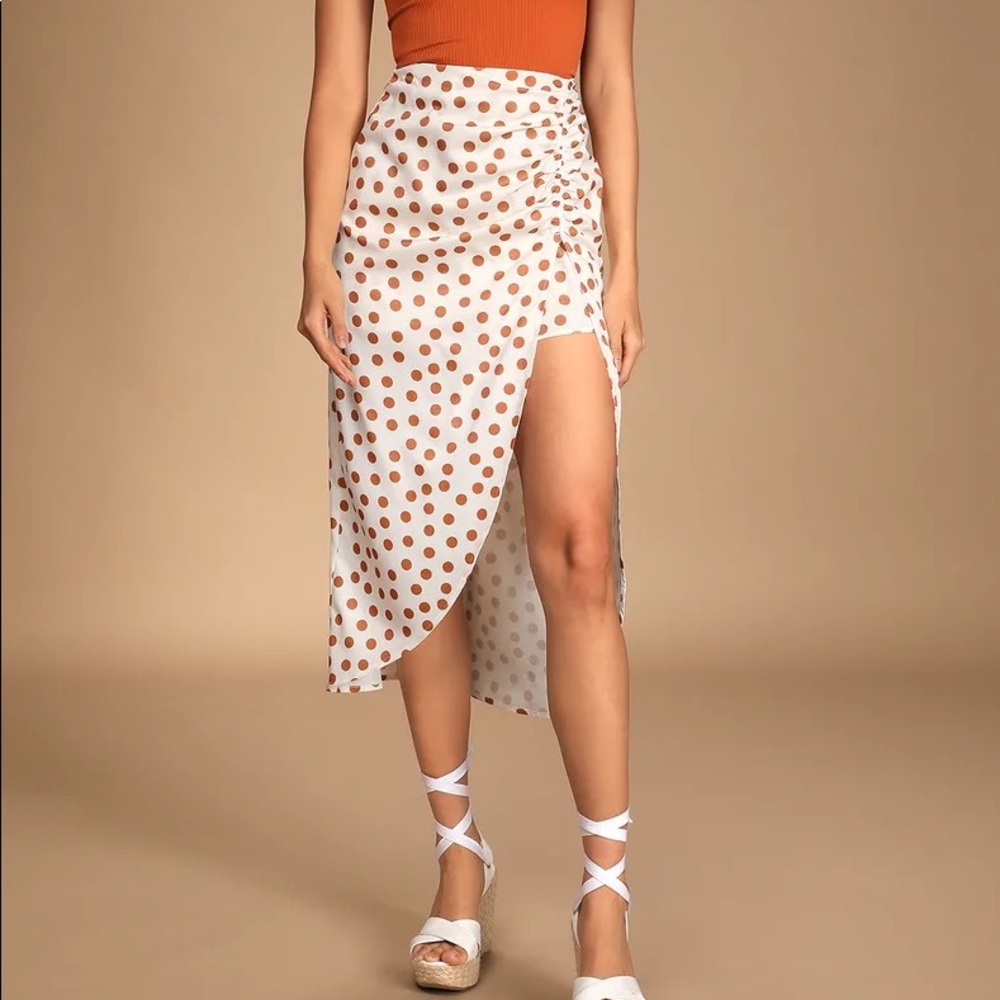 NWT Zara polka dot skirt with ruching